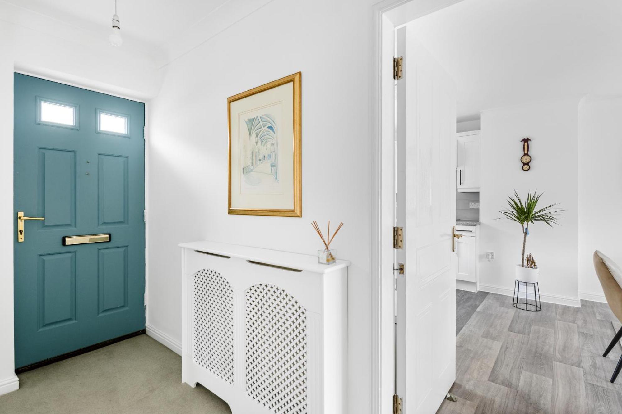 Luxurious 3 Bed House With Free Parking, Close To The Train Station & Town Μπρέιντρι Εξωτερικό φωτογραφία